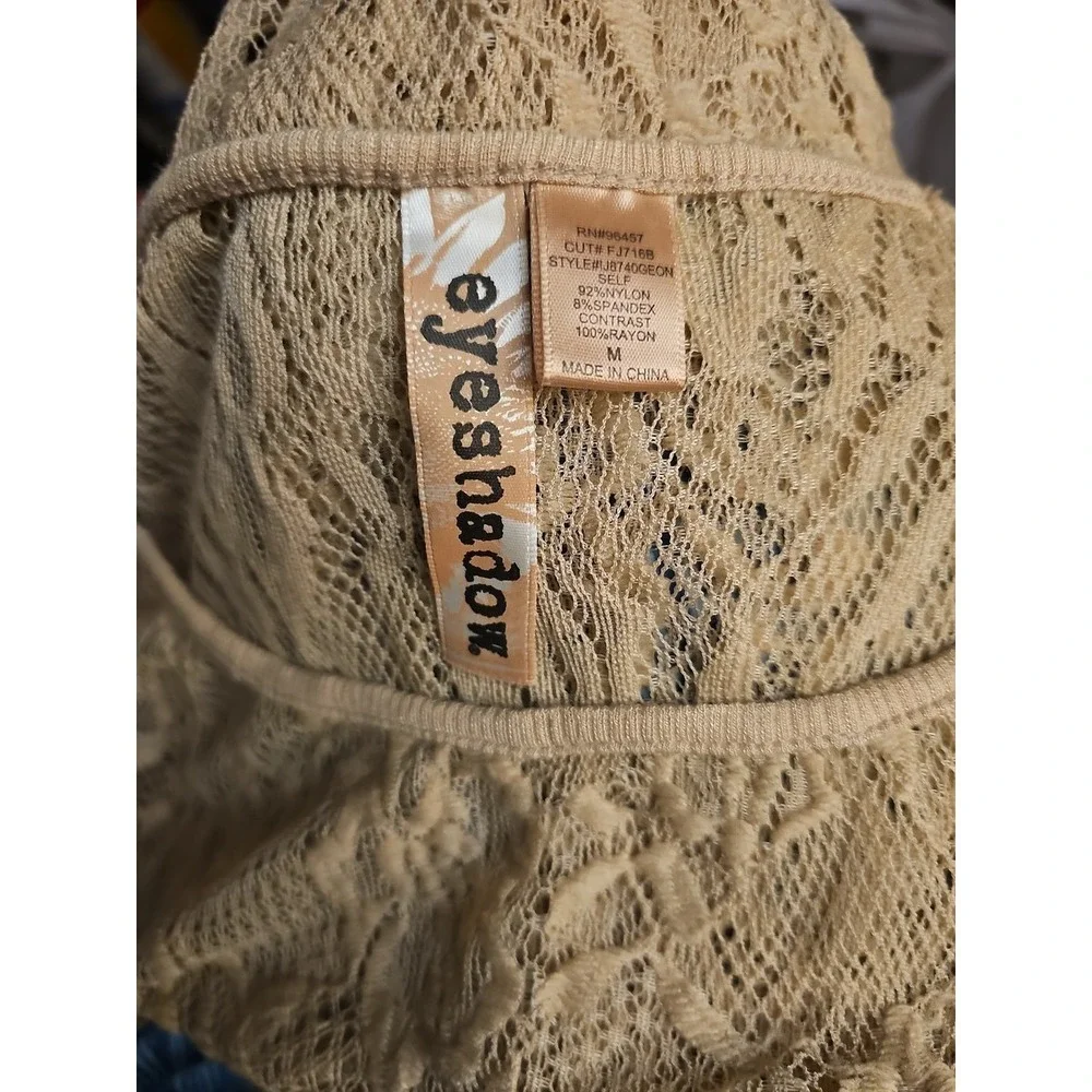 The Unbranded Brand selling this